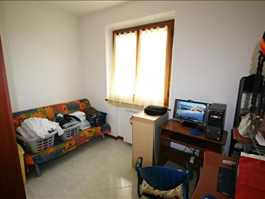 Immagine 7 di Appartamento in vendita  a Sinalunga