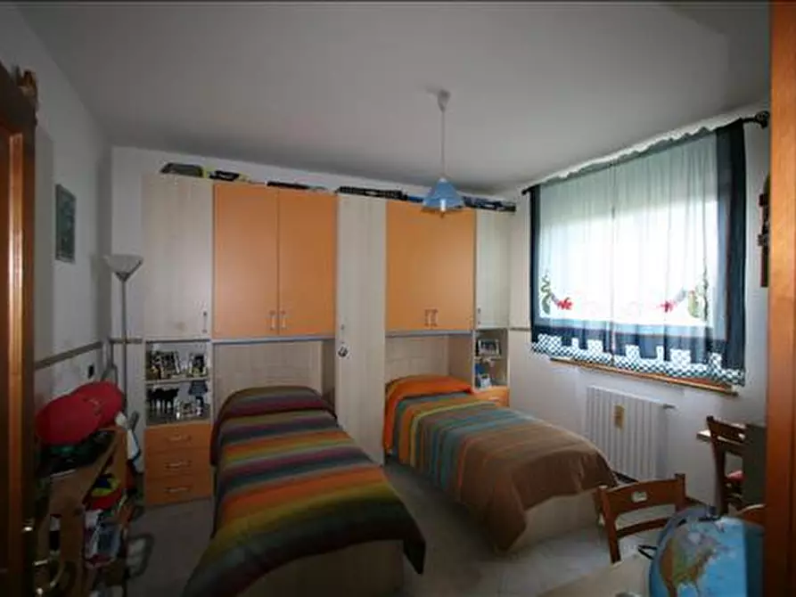 Immagine 8 di Appartamento in vendita  a Sinalunga