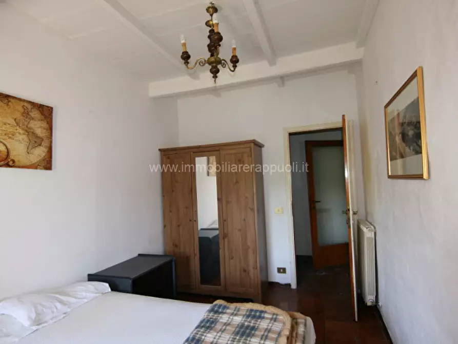 Immagine 10 di Appartamento in vendita  a Asciano