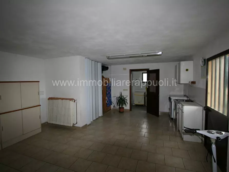 Immagine 9 di Casa indipendente in vendita  a Sinalunga