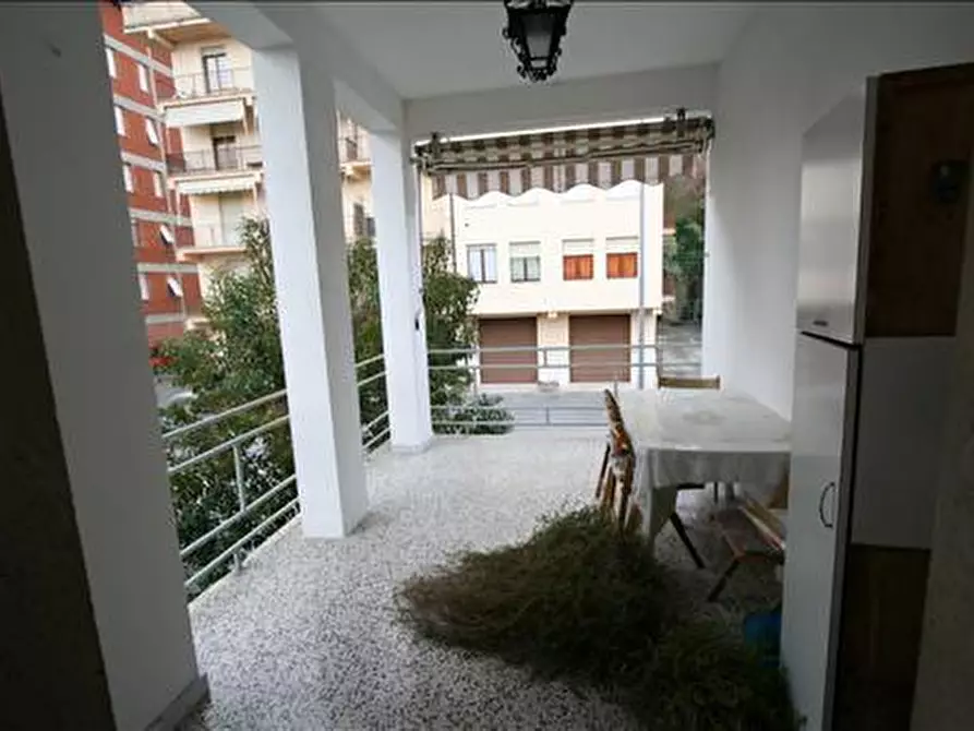 Immagine 3 di Appartamento in vendita  a Sinalunga