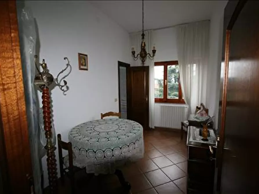 Immagine 13 di Appartamento in vendita  a Sinalunga