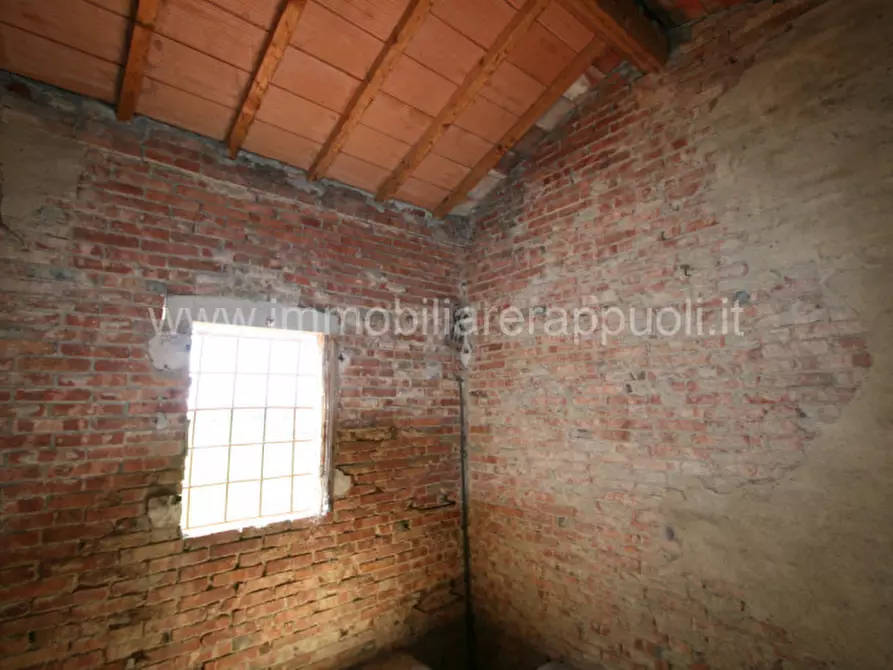Immagine 9 di Rustico / casale in vendita  a Sinalunga