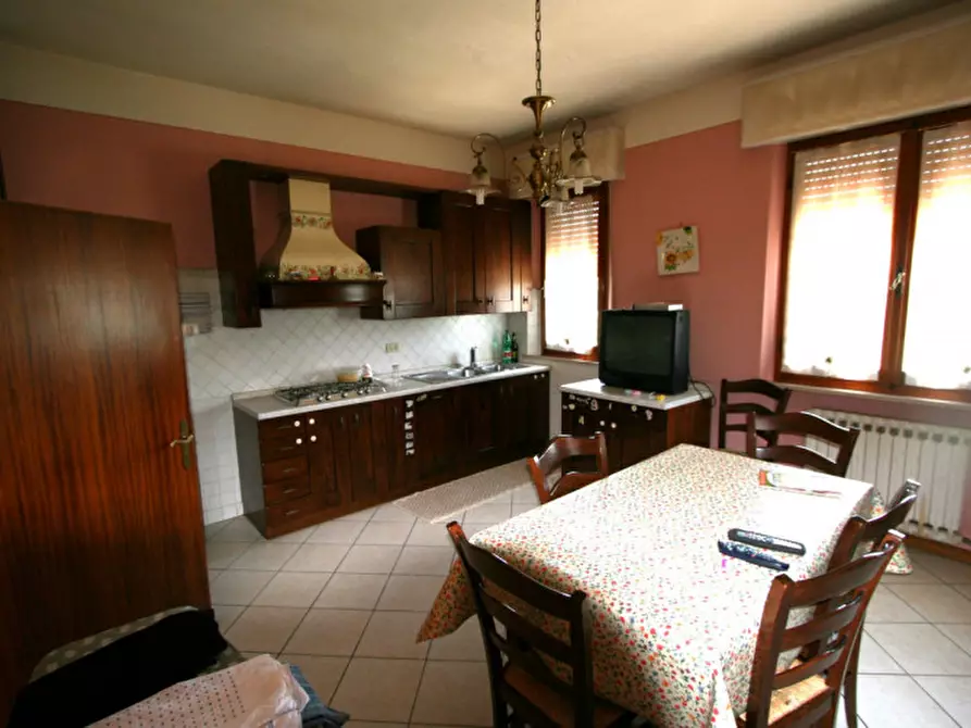 Immagine 2 di Rustico / casale in vendita  a Sinalunga