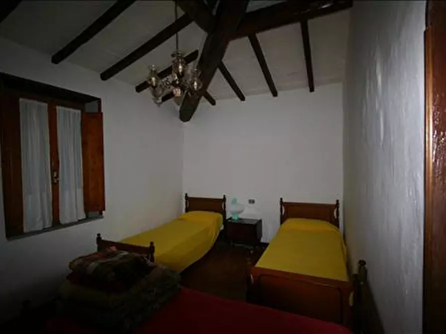 Immagine 13 di Rustico / casale in vendita  a Sinalunga