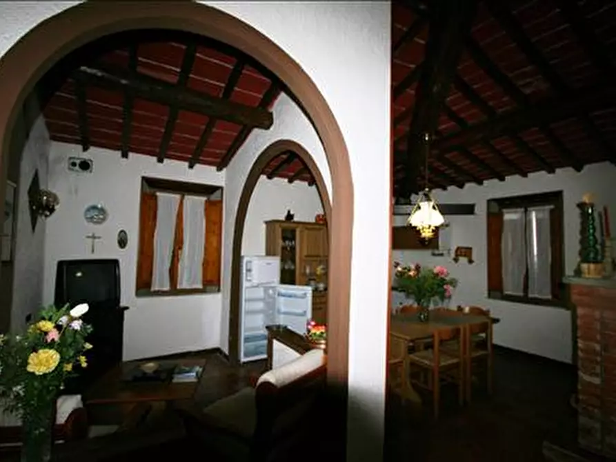 Immagine 16 di Rustico / casale in vendita  a Sinalunga