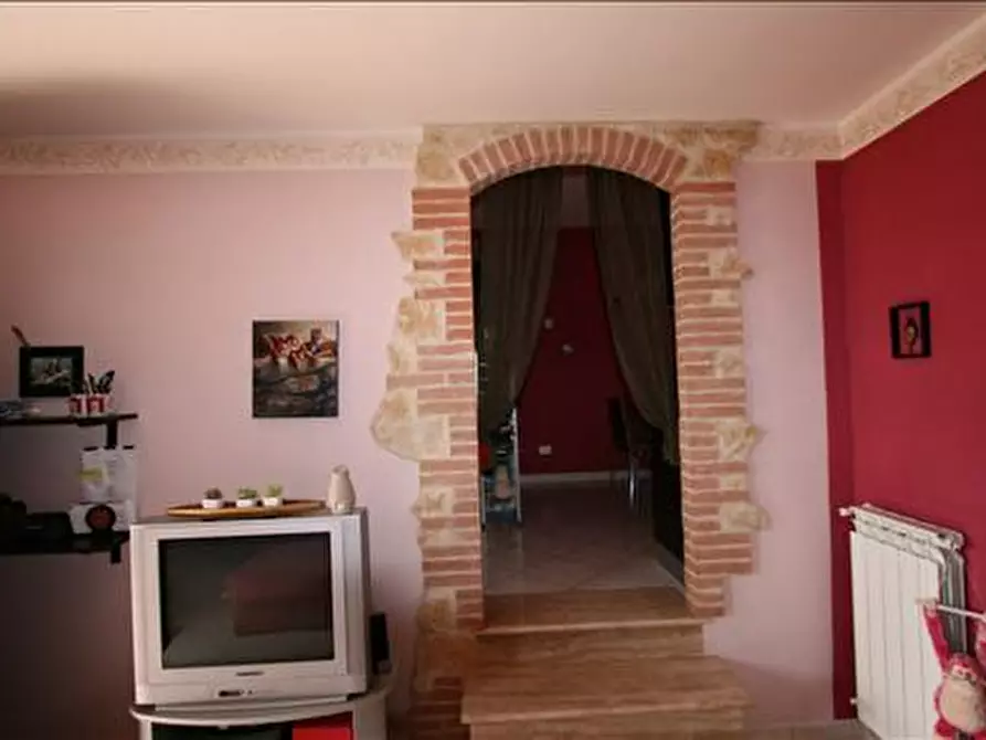 Immagine 2 di Appartamento in vendita  a Torrita Di Siena