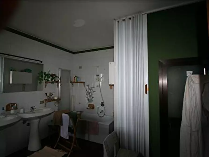 Immagine 13 di Appartamento in vendita  a Sinalunga