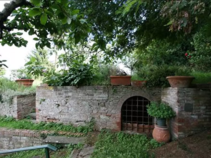 Immagine 17 di Appartamento in vendita  a Sinalunga