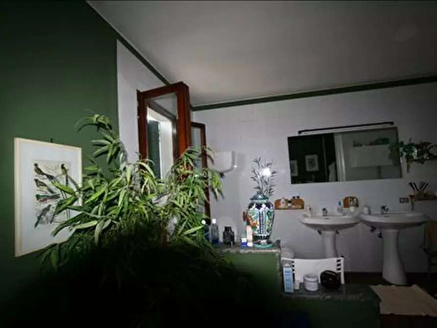 Immagine 18 di Appartamento in vendita  a Sinalunga