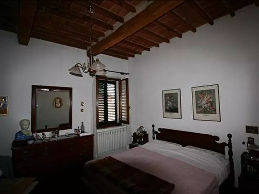 Immagine 21 di Appartamento in vendita  a Sinalunga