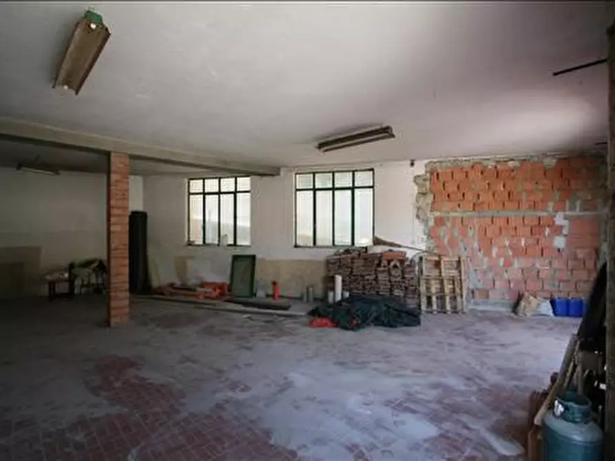 Immagine 3 di Appartamento in vendita  a Sinalunga