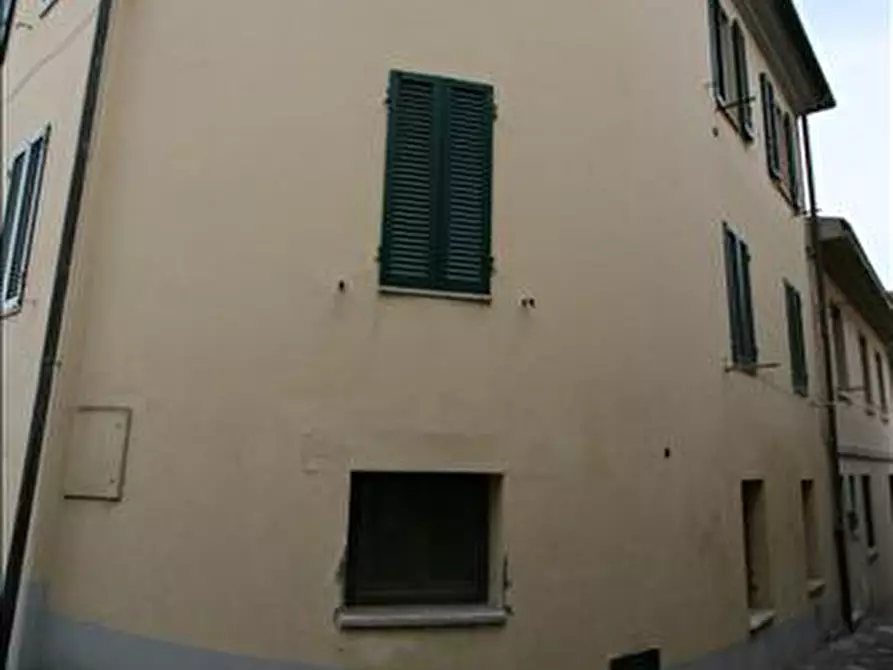 Immagine 5 di Casa indipendente in vendita  a Montalcino