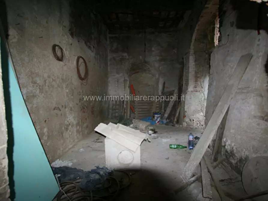 Immagine 2 di Appartamento in vendita  a Sinalunga