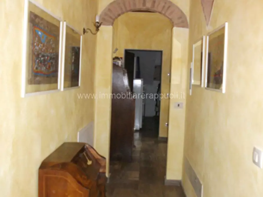 Immagine 27 di Villa in vendita  a Torrita Di Siena