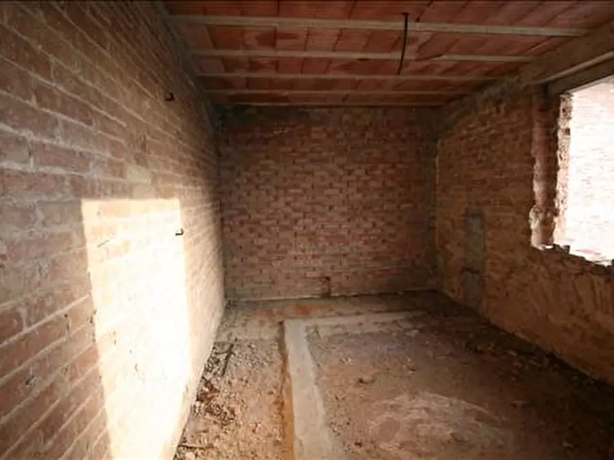 Immagine 12 di Rustico / casale in vendita  a Sinalunga