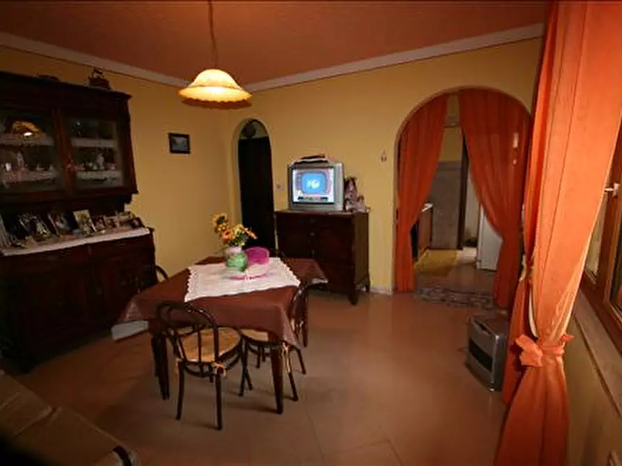 Immagine 15 di Casa indipendente in vendita  a Torrita Di Siena