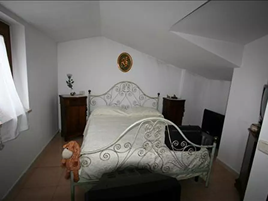 Immagine 18 di Casa indipendente in vendita  a Torrita Di Siena