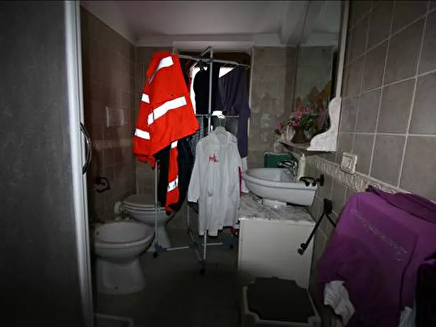 Immagine 19 di Casa indipendente in vendita  a Torrita Di Siena