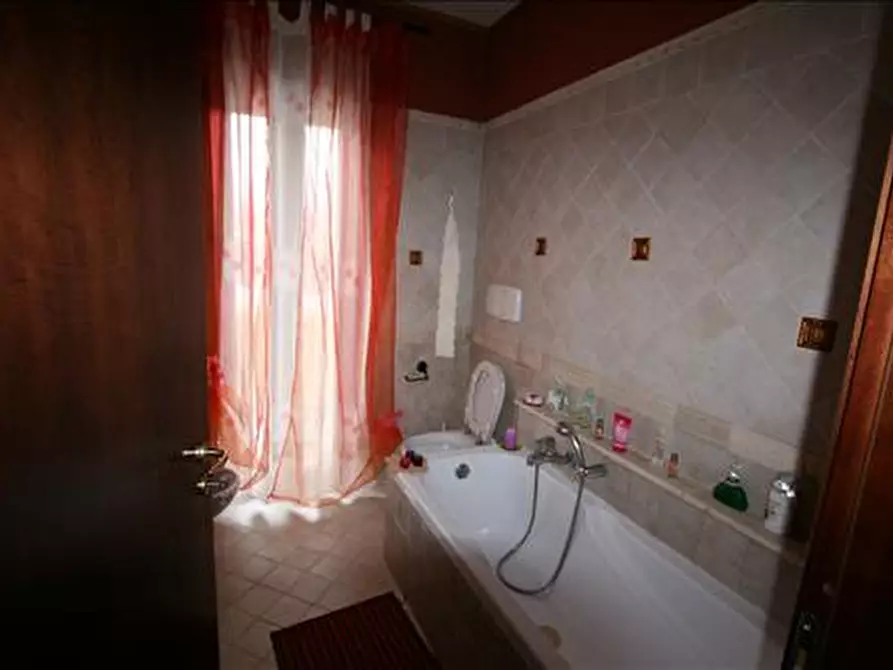 Immagine 21 di Casa indipendente in vendita  a Torrita Di Siena