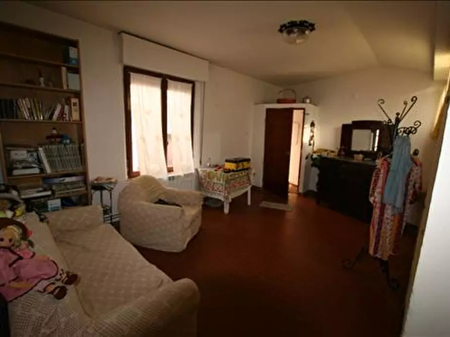 Immagine 10 di Casa indipendente in vendita  a Trequanda