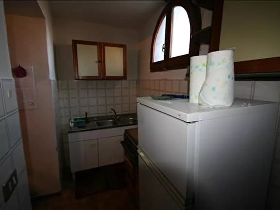 Immagine 11 di Casa indipendente in vendita  a Montalcino