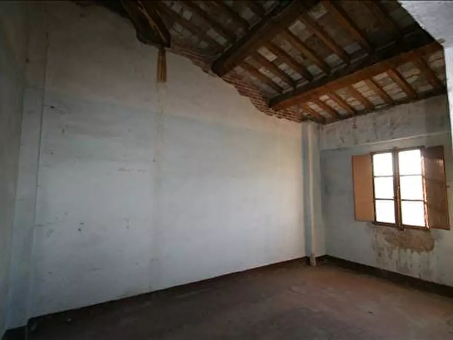 Immagine 3 di Rustico / casale in vendita  a Sinalunga