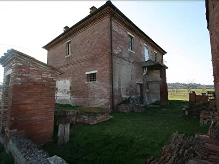 Immagine 11 di Rustico / casale in vendita  a Sinalunga