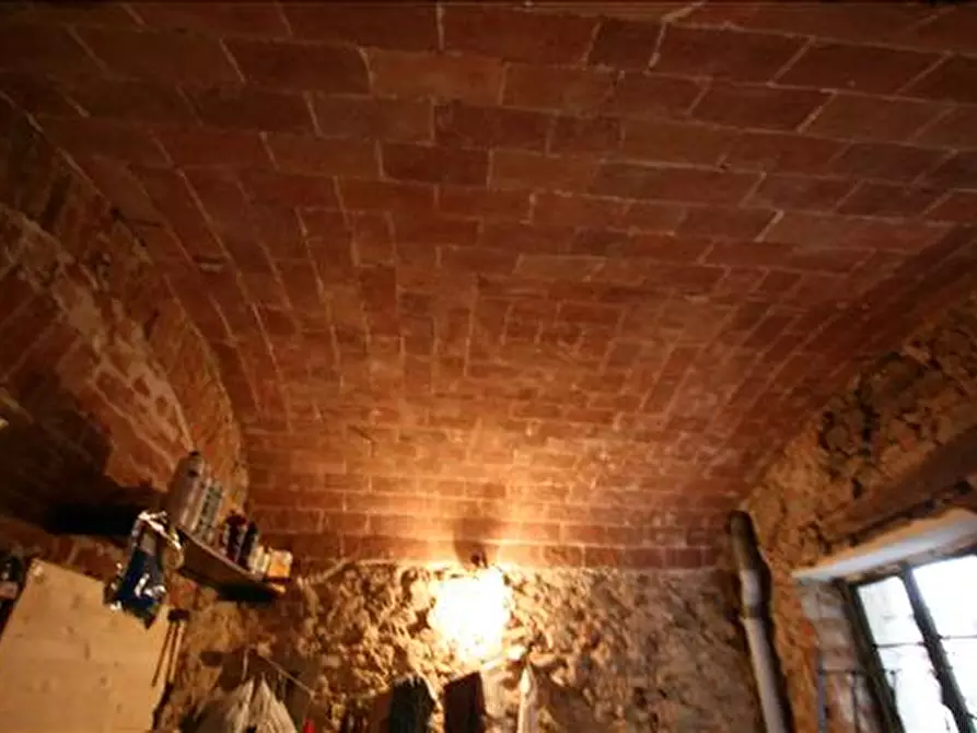 Immagine 14 di Casa indipendente in vendita  a Sinalunga