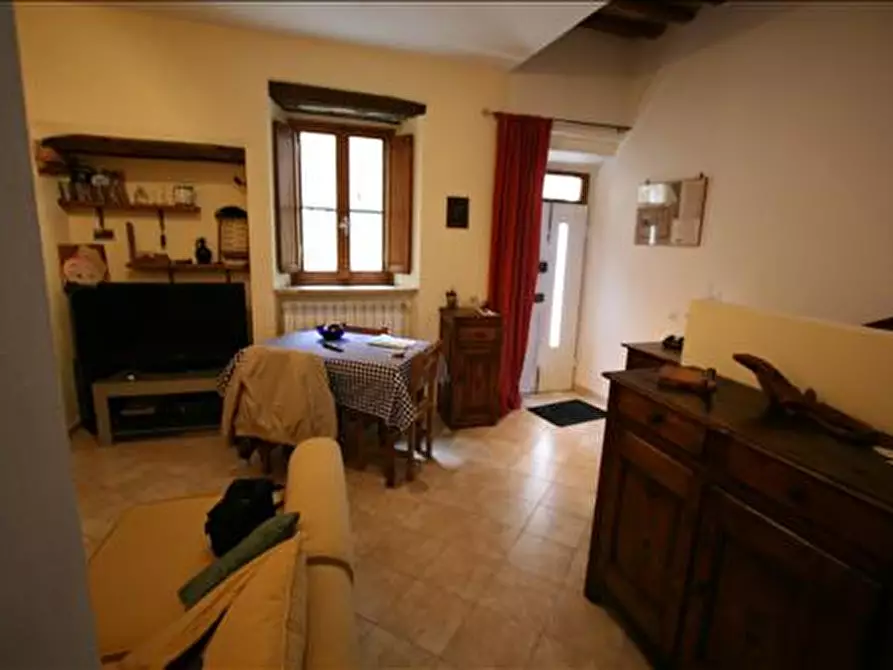 Immagine 15 di Casa indipendente in vendita  a Sinalunga