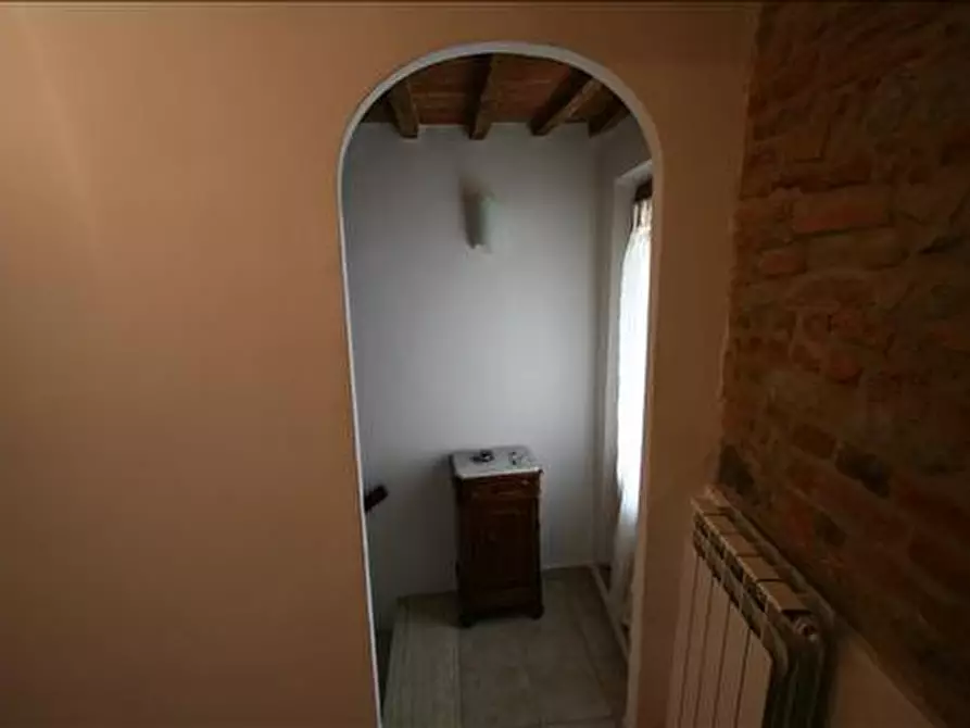 Immagine 19 di Casa indipendente in vendita  a Sinalunga