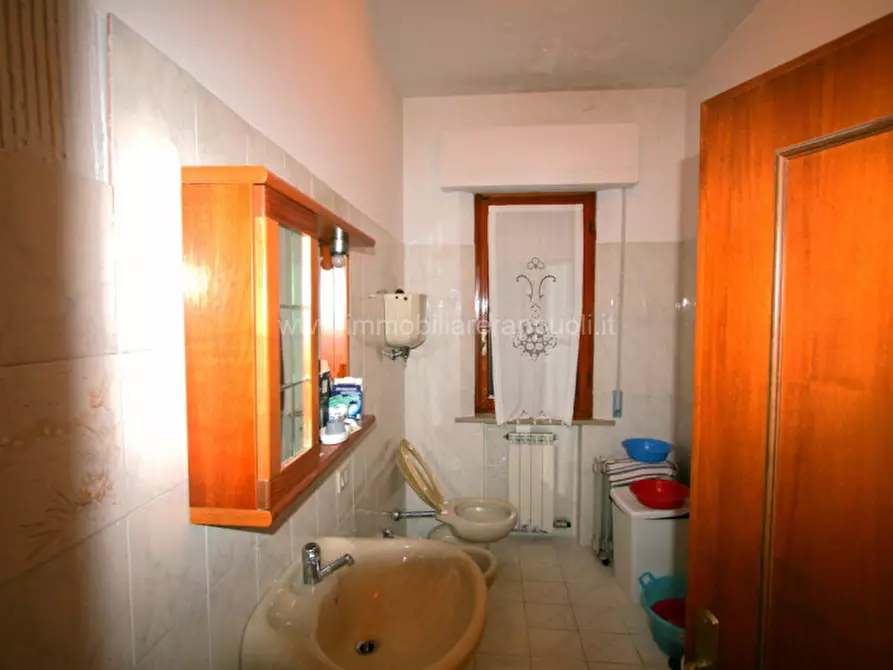 Immagine 4 di Appartamento in vendita  a Sinalunga