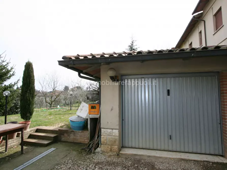 Immagine 9 di Appartamento in vendita  a Sinalunga