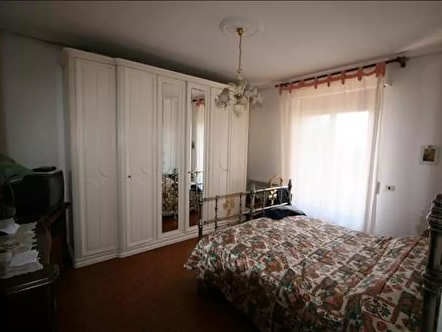 Immagine 8 di Appartamento in vendita  a Sinalunga