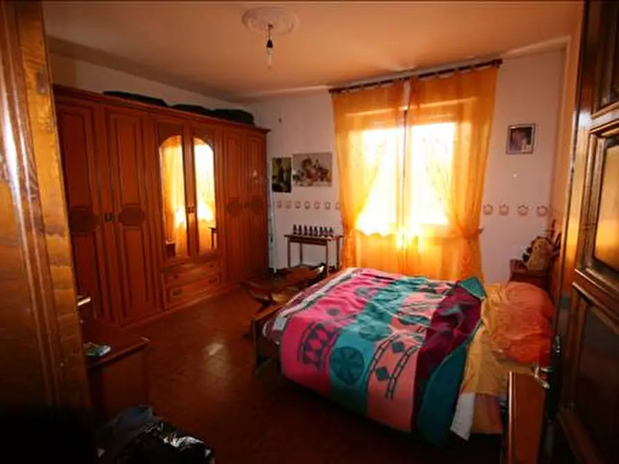 Immagine 9 di Appartamento in vendita  a Sinalunga