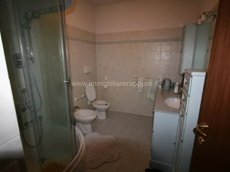 Immagine 4 di Appartamento in vendita  a Sinalunga