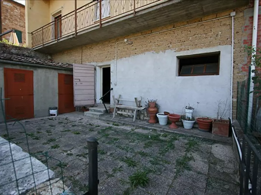 Immagine 8 di Casa indipendente in vendita  a Trequanda