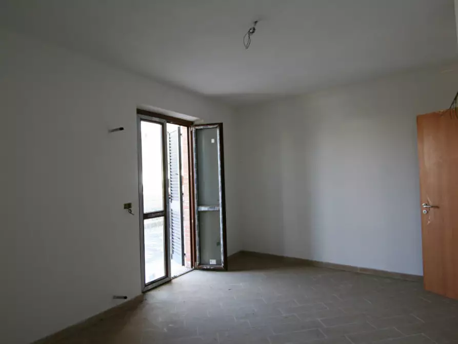 Immagine 1 di Appartamento in vendita  a Sinalunga