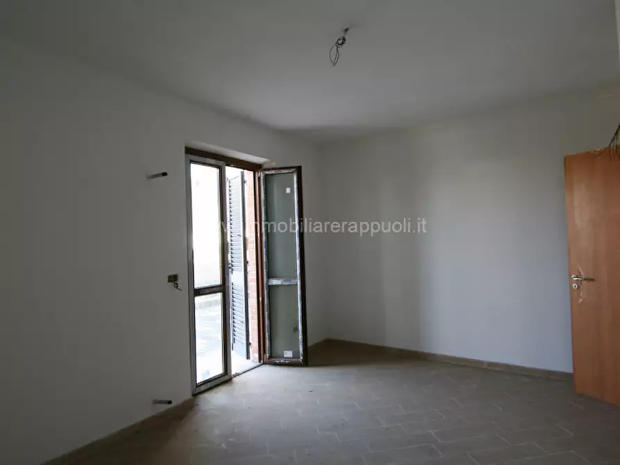 Immagine 3 di Appartamento in vendita  a Sinalunga