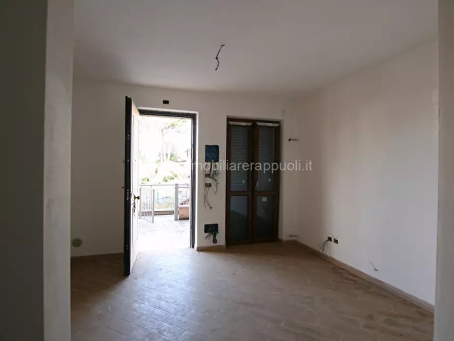 Immagine 8 di Appartamento in vendita  a Sinalunga