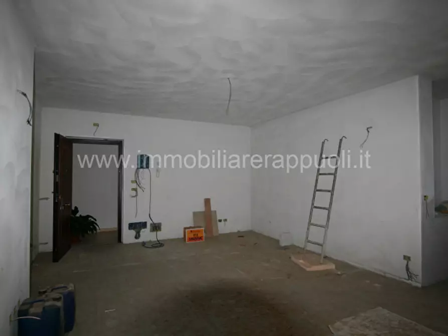 Immagine 3 di Appartamento in vendita  a Sinalunga