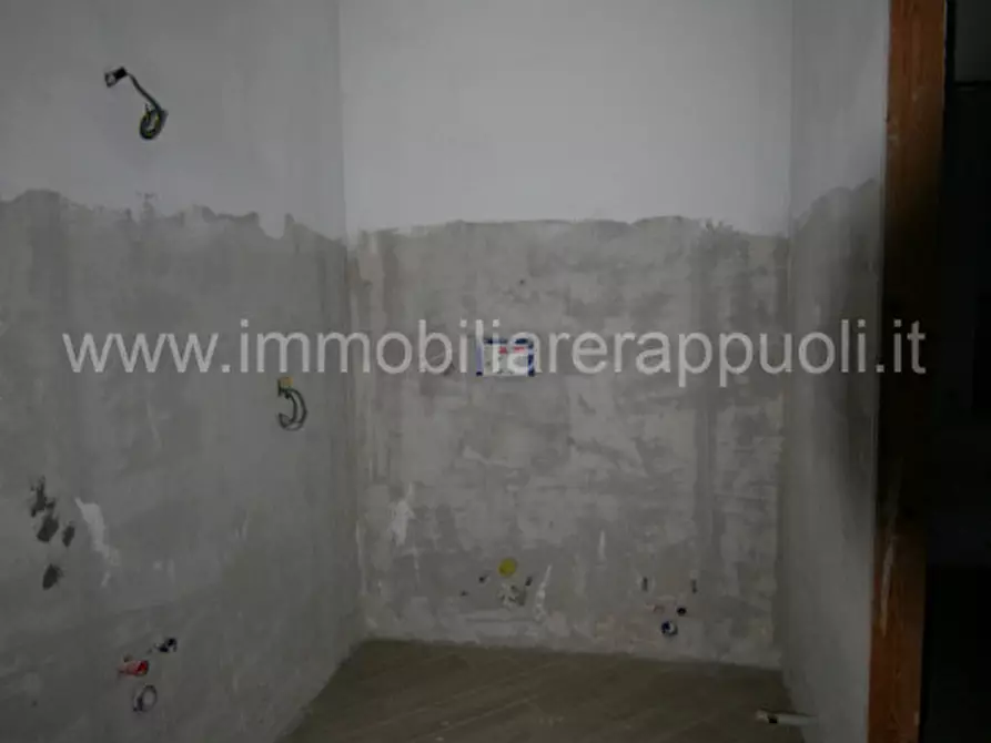 Immagine 4 di Appartamento in vendita  a Sinalunga