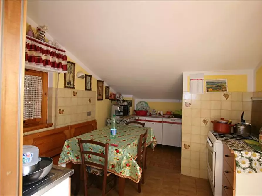 Immagine 5 di Appartamento in vendita  a Sinalunga
