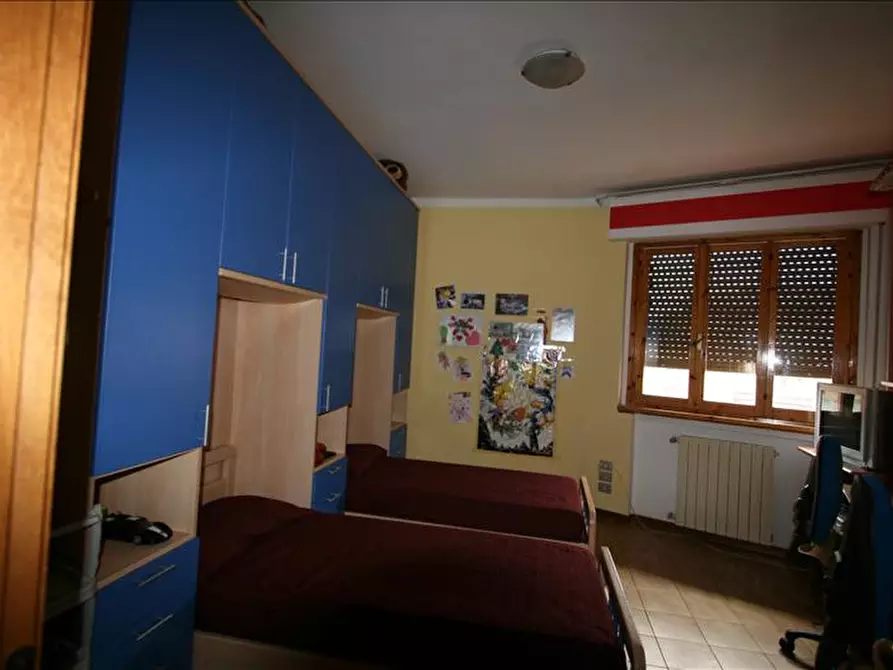 Immagine 11 di Appartamento in vendita  a Sinalunga