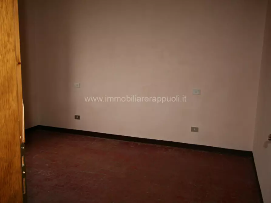 Immagine 2 di Appartamento in vendita  a Torrita Di Siena