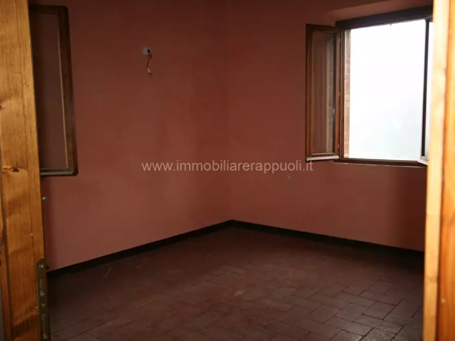 Immagine 8 di Appartamento in vendita  a Torrita Di Siena