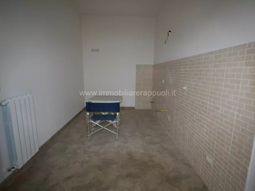 Immagine 2 di Appartamento in vendita  a Sinalunga