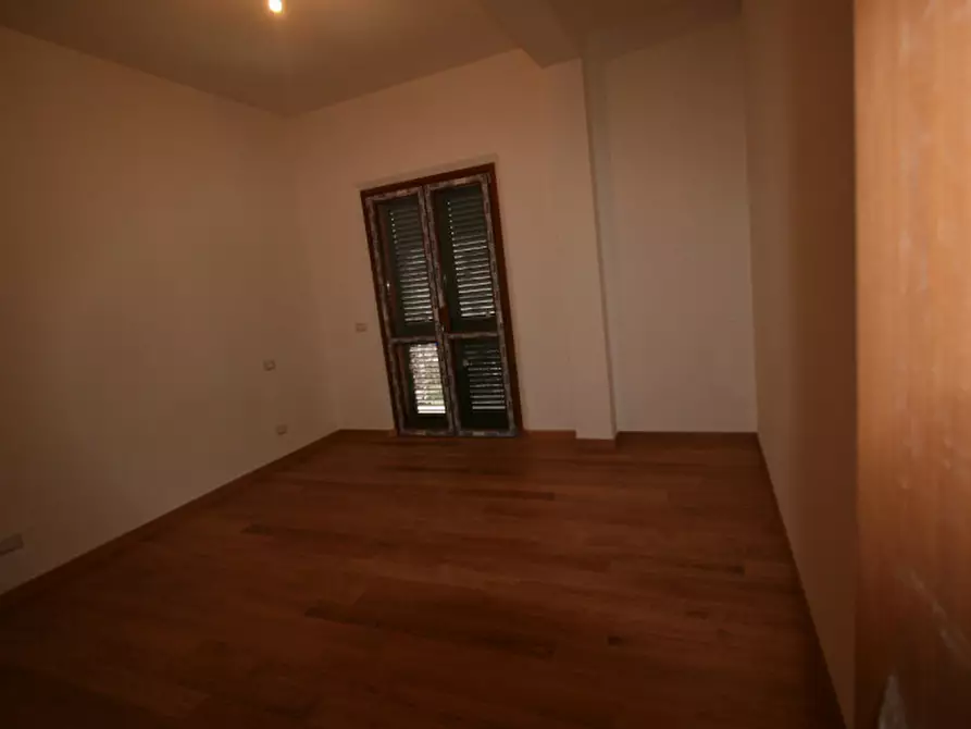 Immagine 13 di Appartamento in vendita  a Sinalunga