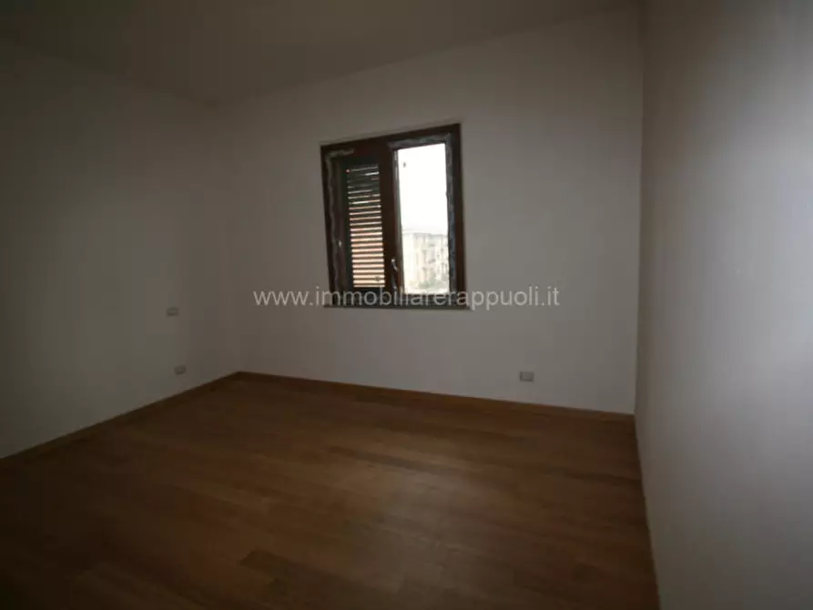 Immagine 4 di Appartamento in vendita  a Sinalunga