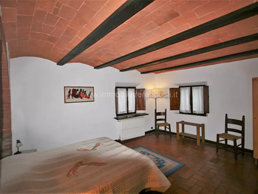 Immagine 9 di Rustico / casale in vendita  a Sinalunga